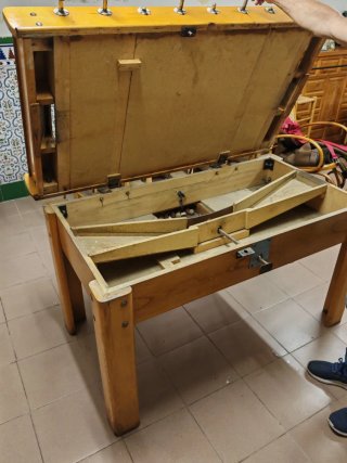 Futbolín Profesional Antiguo