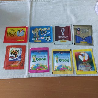 8 bustine figurine Panini Mondiali sigillate