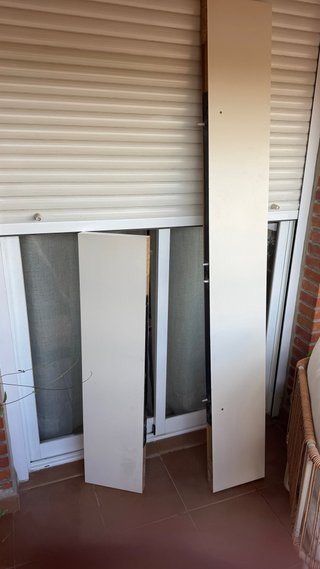 Scaffali a parete Ikea bianchi