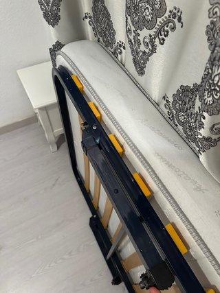 Colchón 90x184 cm con base metálica