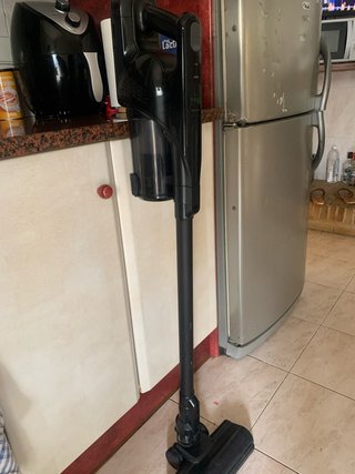 Aspiradora de mano negra