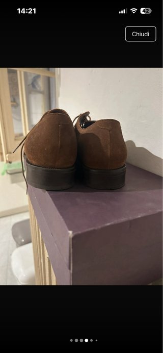 Scarpe stringate scamosciate marroni