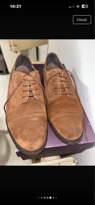 Scarpe stringate scamosciate marroni
