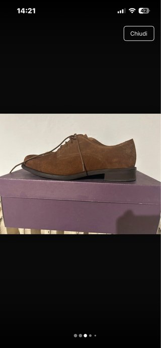 Scarpe stringate scamosciate marroni