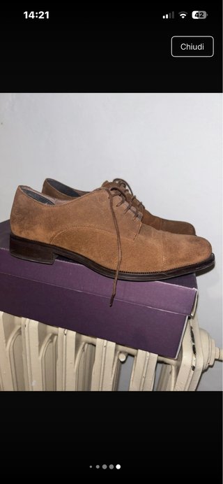 Scarpe stringate scamosciate marroni