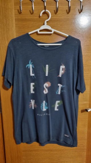 CAM 23 - Camiseta Estampada Life is Easy
