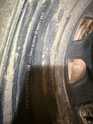 Neumático Tracmax  M/T 33x12.50R17