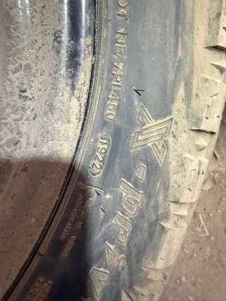 Neumático Tracmax  M/T 33x12.50R17
