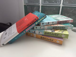 Pack de libros heartstopper,  Tomos 1-4 +el album
