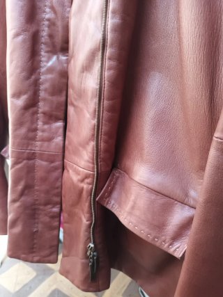 Chaqueta de cuero marrón talla 42