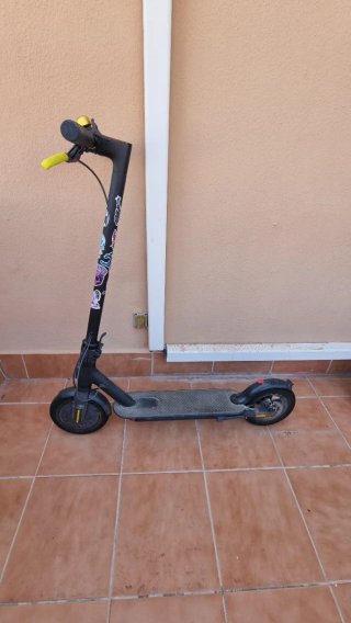 Patinete Eléctrico Negro