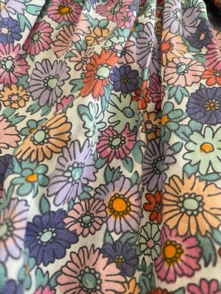 Vestido H&M floral talla 6
