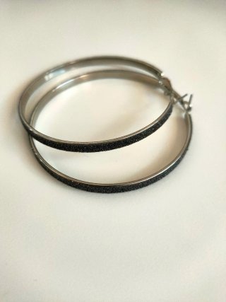 Conjunto de pulseras y pendientes