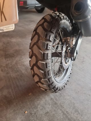 Yamaha Tenere 700 Adventure Roja y Blanca