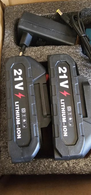 Destornillador Inalámbrico 21V con Baterías y Carg