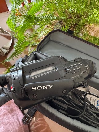 Sony Handycam Video 8 Camcorder
