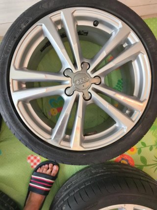 4 LLANTAS ORIGINALES AUDI A3/8V Sline + NEUMÁTICOS