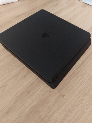 PlayStation 4 Slim 1TB (Versión 12.50)