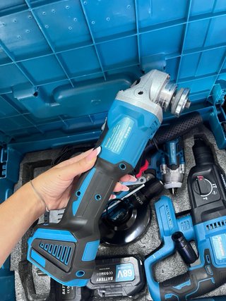 Kit 4 attrezzi lavoro 68V
