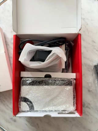 Nintendo Switch OLED Modelo Blanco Casi sin uso