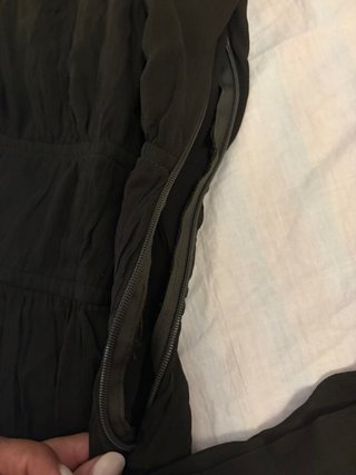 Vestido Zara verde oliva manga larga