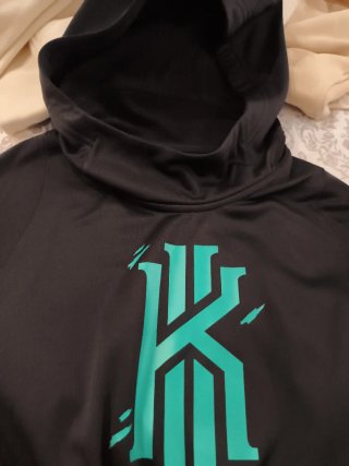 Sudadera Nike con capucha y bolsillo