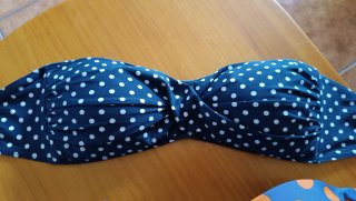 Lote 3 bikinis parte arriba 5€ todos Separados 2€