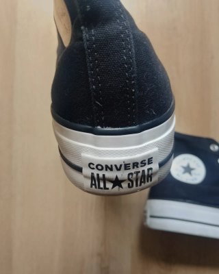 Converse plataforma negras talla 39