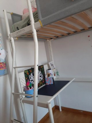 Cama alta IKEA Vital 90x200 con escritorio