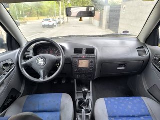 SEAT Ibiza 2001