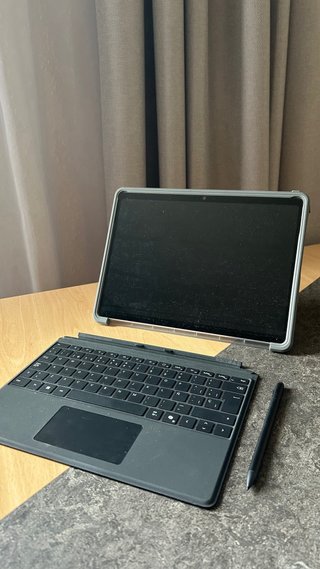 Microsoft Surface Pro 11 16GB/256GB +teclado+lapiz