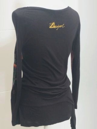 Camiseta Desigual Talla M Manga Larga