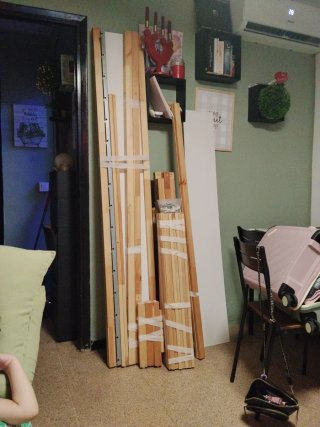 Cama alta Kura IKEA madera  Desmontada