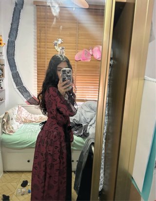 Vestido Época Granate y Negro