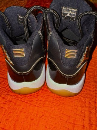 Zapatillas Jordan 11 Negras Blancas