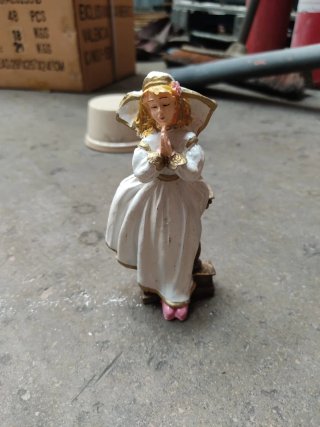 Figuras Comunión Niña Rezando o niño