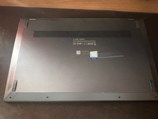 ASUS ZenBook 14 UX425EA i7 / 16GB / 512GB SSD