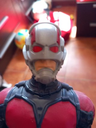 Muñeco Ant-Man
