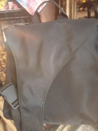 Borsa monospalla Bench nera