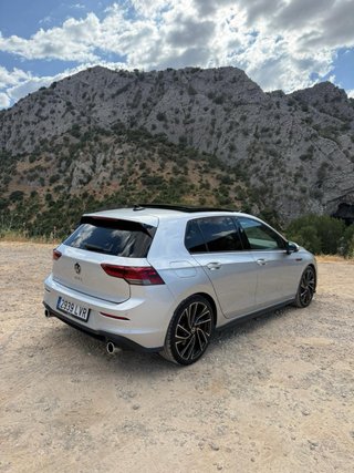 Volkswagen Golf 2021