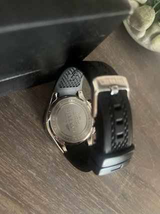 Reloj Lotus Hombre Negro/Dorado