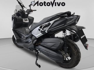 Kymco DTX 125 Maxi Scooter