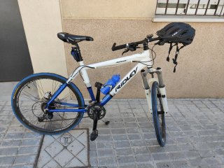Bicicleta de Montaña Blanca y Azul