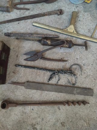 Lote antigüedades metal y herramientas