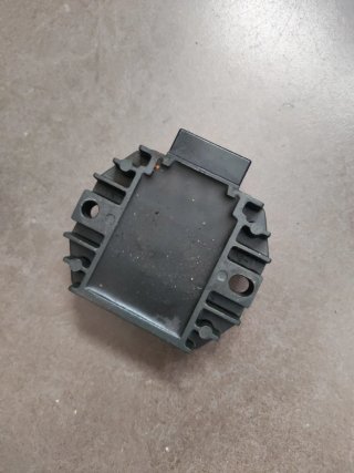 ♻️ (000592)Regulador de Corriente para Moto sh640e