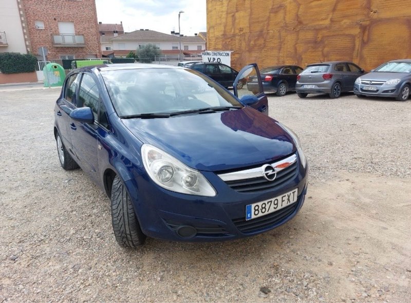 Opel Corsa 2008 - foto 1