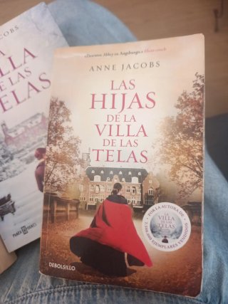 La villa de las telas / The Cloth Villa