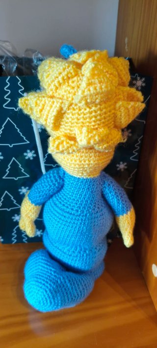 Maggie Simpson Muñeca Ganchillo