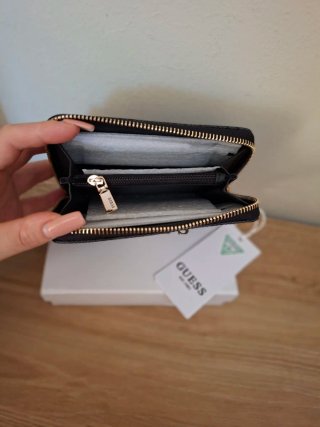 Portafoglio Guess nero con logo G