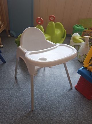 Trona de bebé para comida